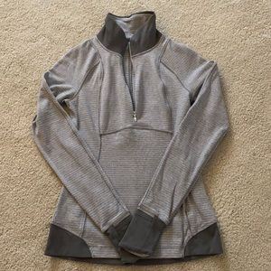 Lululemon Pullover! Size 4
